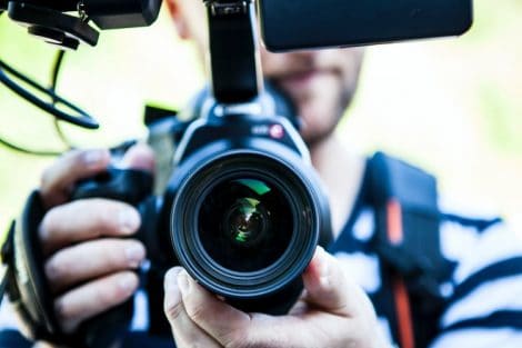 The Best Vlogging Cameras Under 1000 USD