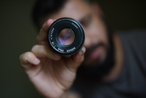 Benefits of Using a 50mm Lens - The Pros and Cons