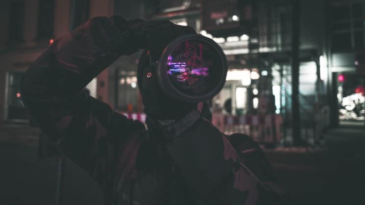 What is the Best Lens for Night Photos?