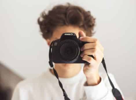 Best DSLR Cameras with WiFi and Bluetooth
