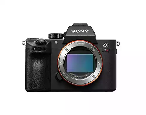 Sony a7R III Mirrorless Camera: 42.4MP Full Frame High Resolution Interchangeable Lens Digital Camera with Front End LSI Image Processor, 4K HDR Video and 3″ LCD Screen – ILCE7RM3/B Body, ...