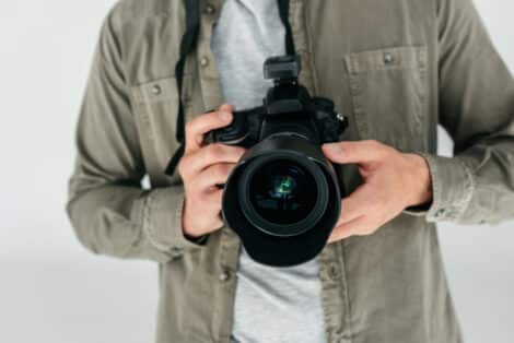 Essential Camera Equipment for Beginners: Top Picks to Start Your Photography Journey