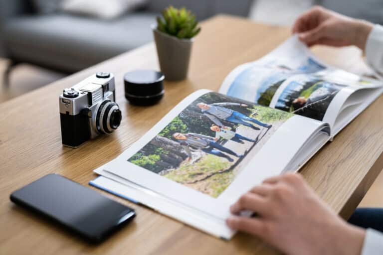Photography Portfolio Formats (Print vs. Online)