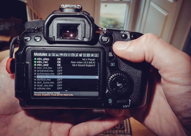 Shoot RAW video on canon cameras