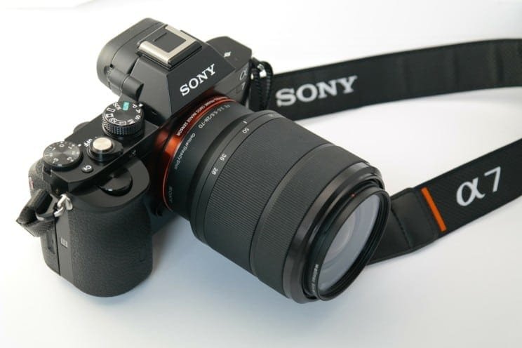 sony e vs fe compared