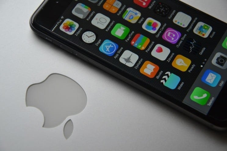 prevent your iPhone front camera from flipping