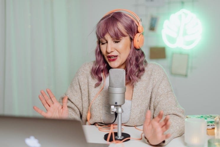 what platform pays the most for live streaming