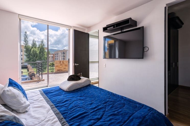 Taking great Airbnb photos
